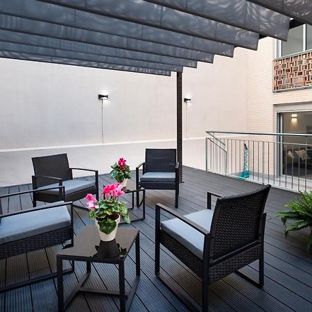 8 Lacus Duplex L'Hospitalet de Llobregat Exterior photo